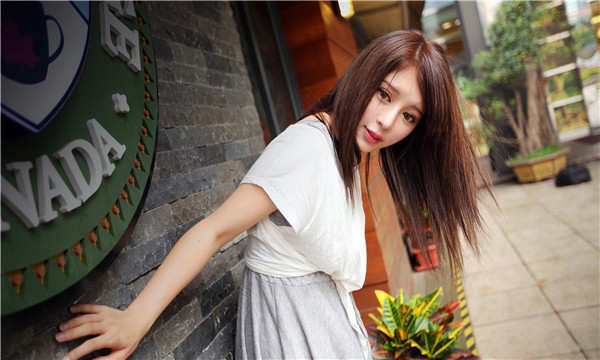 滦平想找一个女性生孩子给报酬-｛找个女人生孩子多少钱｝